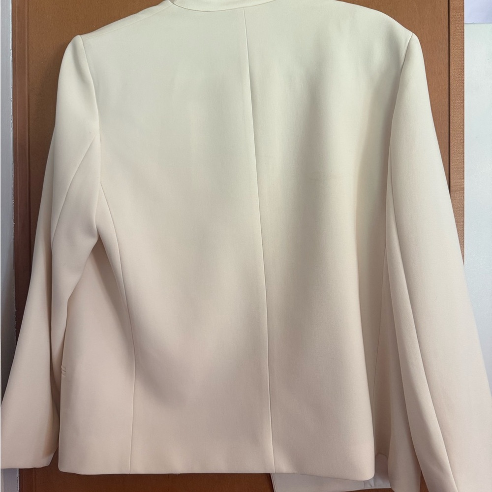 Theory Women's Cream Blazer - Picture 2 of 4